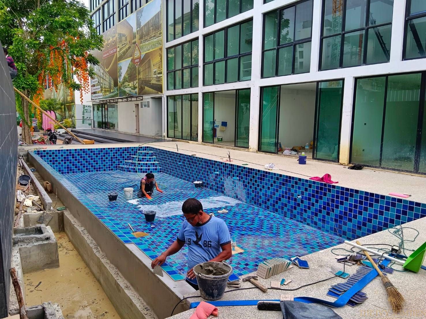 The Ivy Jomtien beach up date construction   เรียนคุณลูกค้าที่เคารพรักทุกท่าน ขณะนี้ทางโครงการจัดสร้างพื้นที่ส่วนกลาง ใน